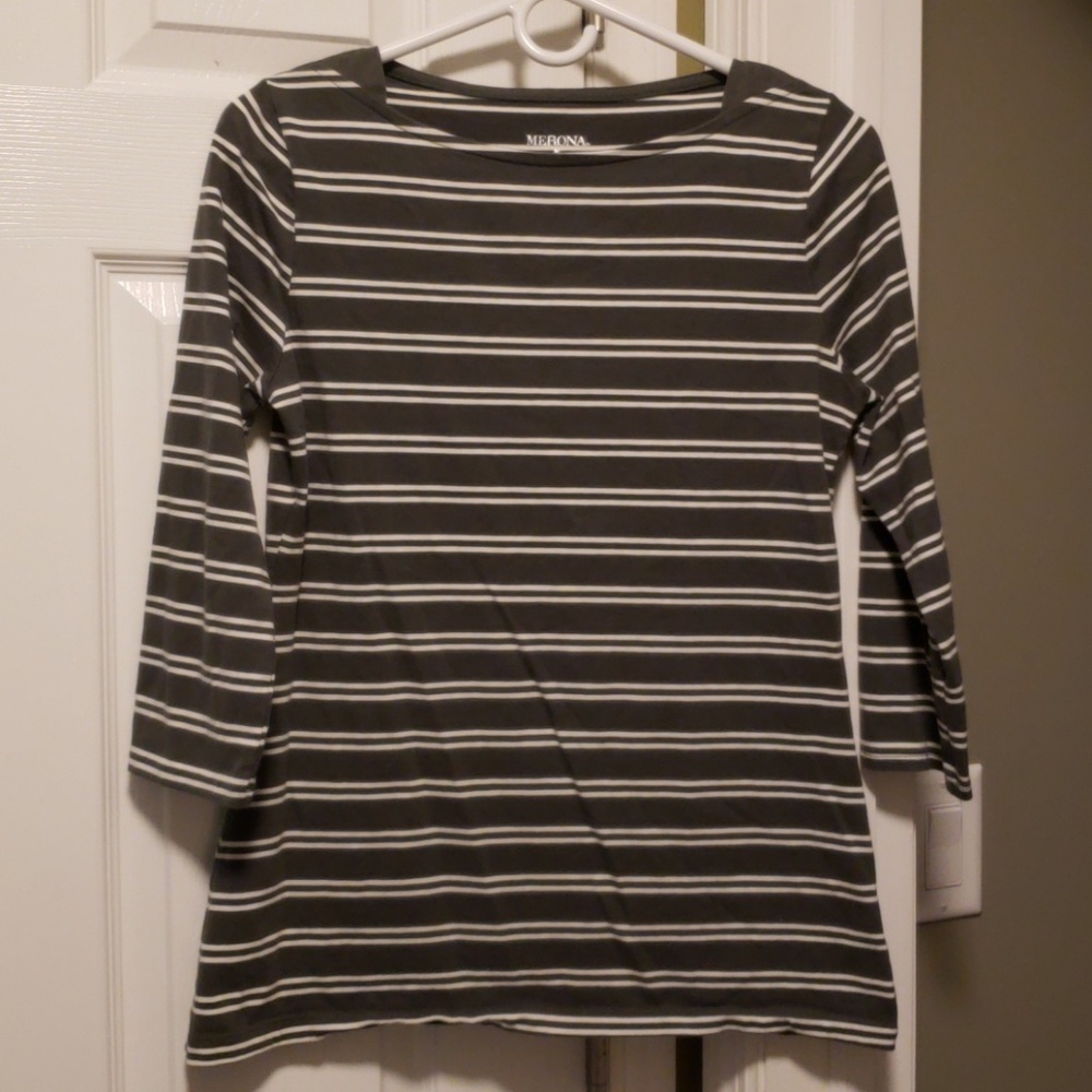 Women's Merona Top Size Medium